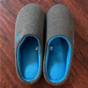 SOLD-Men’s RockDove Men's Original Two-Tone Memory Foam Slipper
